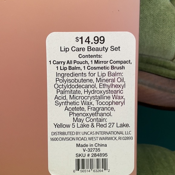 NEW Lip Care Set - Picture 4 of 4